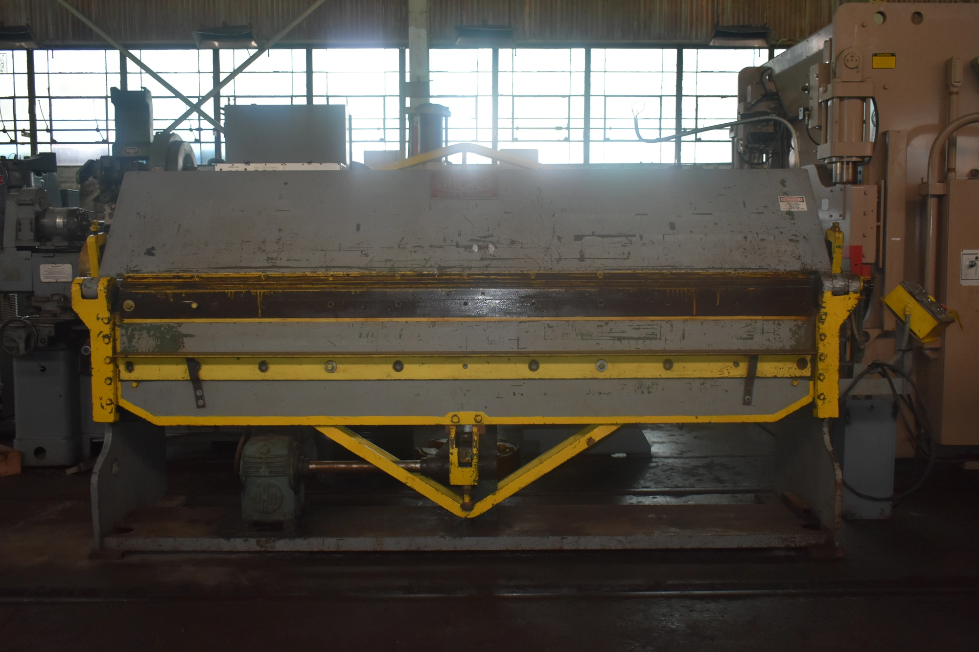10' x 10GA CHICAGO DREIS & KRUMP "10135" MEDIUM-DUTY POWER APRON LEAF BRAKE w/PNEUMATIC CLAMPING