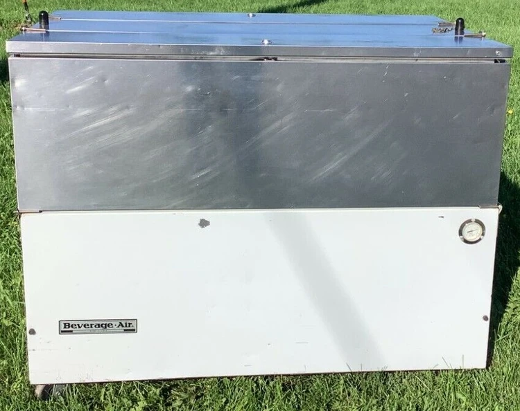 Used _UNKNOWN_ ST49N. Refrigerators | Grocery Equipment Sales #1066139