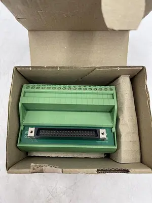 New | in-Stock PHOENIX CONTACT PHOENIX CONTACT MOTOMAN I/O DISTRIBUTION MODULE Misc Electrical & Power Parts | ND Industrial Surplus #1214758