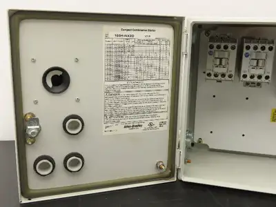 Allen Bradley 103H-NX2D Reversing Motor Starter Enclosed Disconnect 140M-C2E-C10