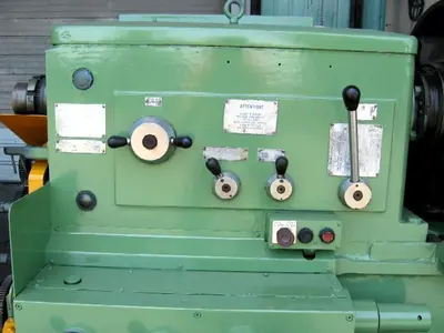 27" x 118" RYAZAN MODEL 1M63N ENGINE LATHE