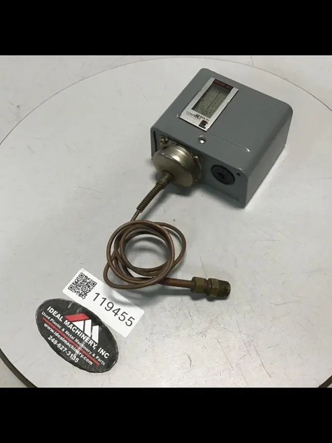 USED JOHNSON CONTROLS P70AA-116