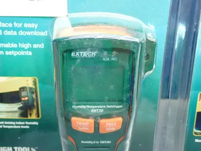 NEW EXTECH INSTRUMENTS RHT20