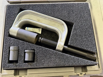 Used _UNKNOWN_ _UNKNOWN_ Hand Presses Michigan US | Miedema Asset Management Group #1371876