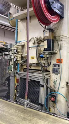 Used USI CLEARING S2-250-84-54 Straight Side Presses MX | Aucto #1310106
