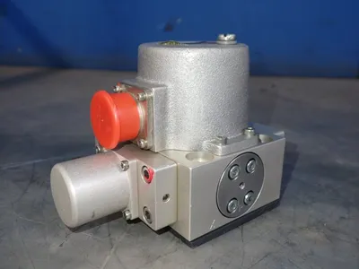 USED PERFECTION SERVO/MOOG D765606
