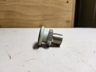 1" Screw Plug M24-125C