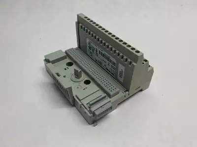 USED ALLEN-BRADLEY SER A FLEX I/O TERMINAL BASE