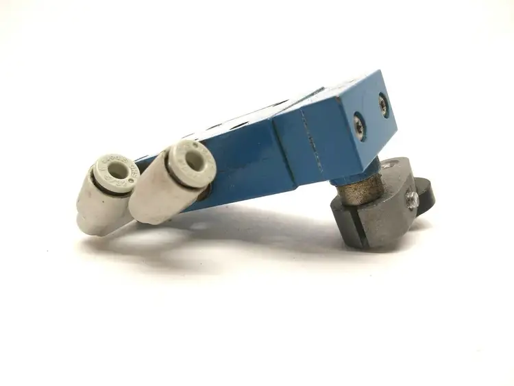 Used Crouzet Pneumatic Rotarty Control Valve Switch Parts (Hydraulics and Pneumatics) Michigan US | Maverick Industrial Sales #1397562