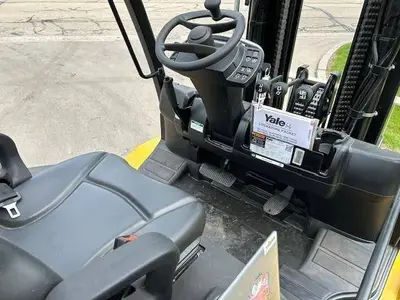 Used YALE GLP155VX Internal Combustion Forklifts: Pneumatic Tire Illinois US | Somerset Equipment Sales #1546210