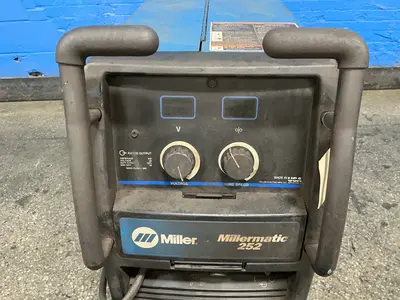 Used MILLER MILLERMATIC 252 Mig Welders Ohio US | HGR 24 #1521249