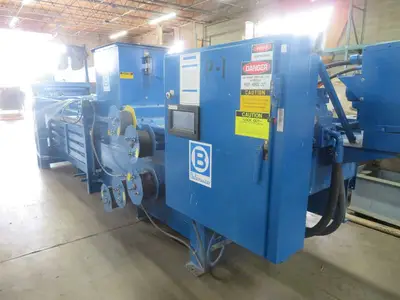 Balemaster BB Series 30″ x 36″ Auto Tie Baler – New 1995