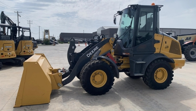 USED 2022 Deere 244L