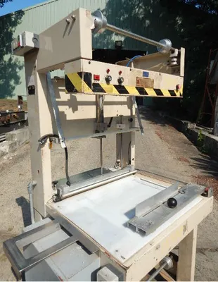 USED A LINE CASE OVERWRAPPER 24 SAB 10S