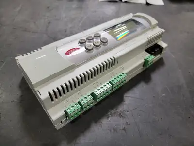 USED CAREL PCO3000ESO