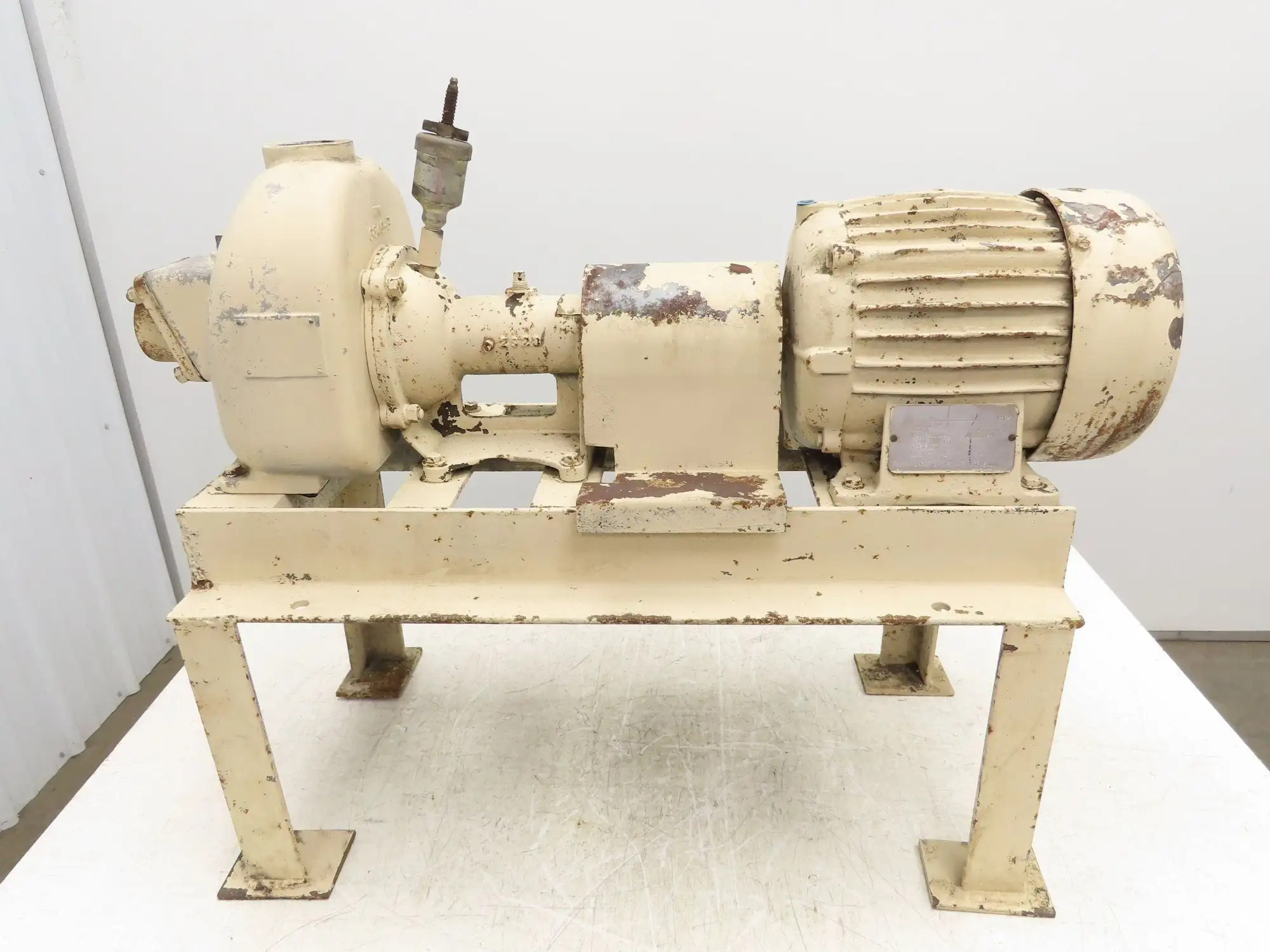 Gorman Rupp Centrifugal Suction Pump 1.5x1.5" NPT 2Hp 3485 RPM 460V 3PH