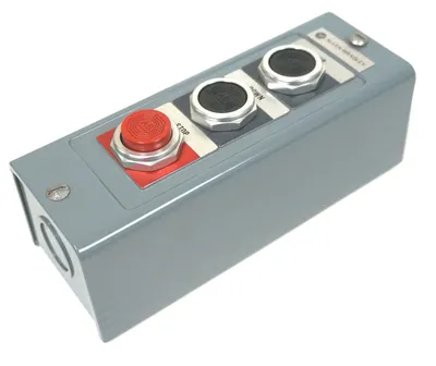 NEW ALLEN BRADLEY 800H-3HC PUSHBUTTON STATION SER. M, 800H3HC
