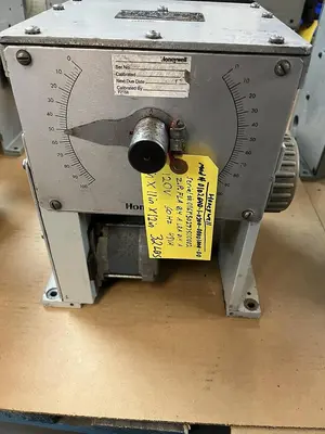 Used HONEYWELL 0102640-1-200-00010000-00 Industrial Controls Ohio US | Surplus Asset Holdings #1507184