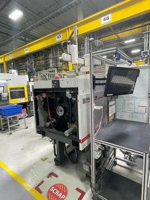 2000 CINCINNATI ROBOSHOT 110R-48G Injection Molding Horizontal/Vertical | Machinery Network (2)