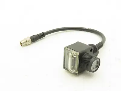 Allen Bradley 42EF-P2MPB-Y4 RightSight Photoelectric Sensor Photo Eye Ser D
