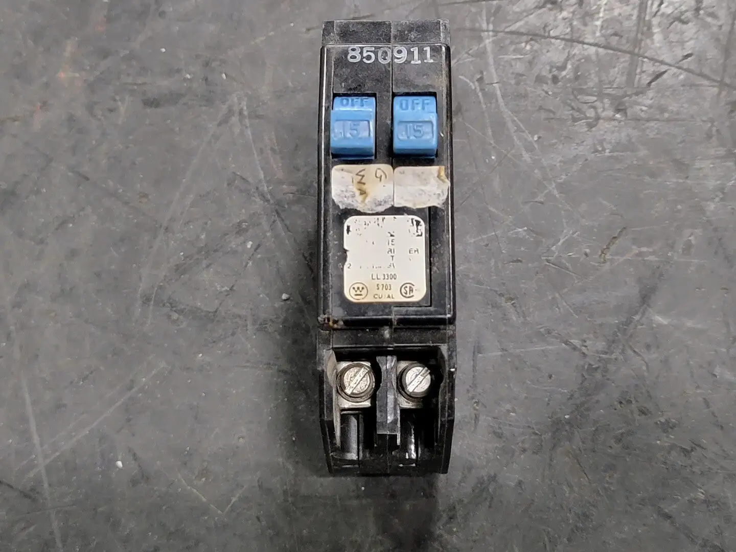 15 Amp, 2 Pole Circuit Breaker
