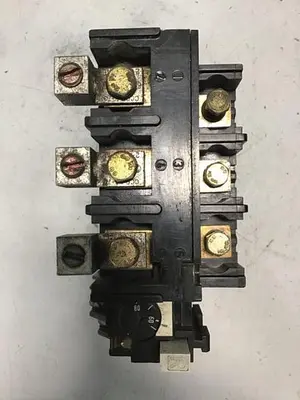 USED SIEMENS 3UA4300-8AP