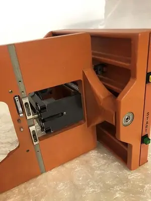 AUTO LOADER FOR EO TECHNOLOGIES