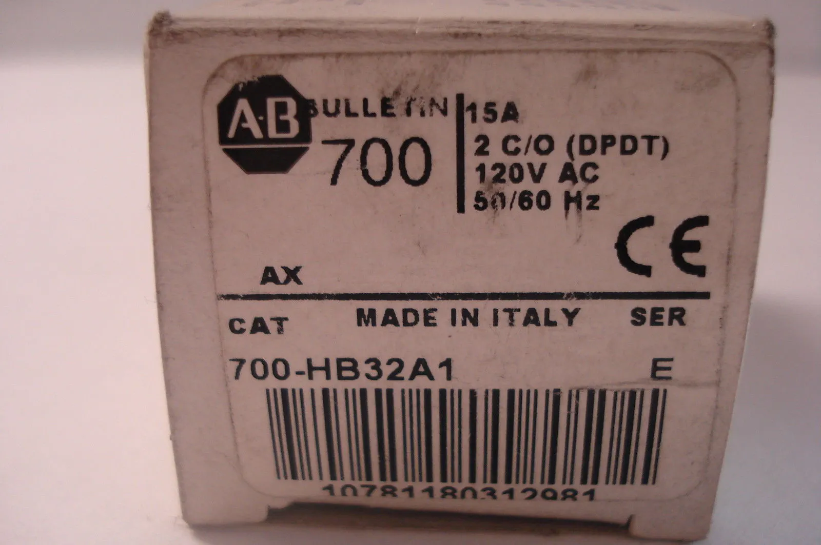 NEW ALLEN BRADLEY 700-HB32A1