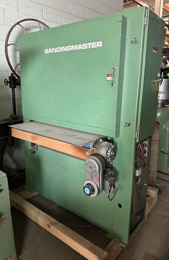 USED SANDING MASTER GKSB-900
