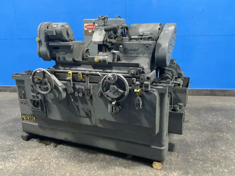 Used NORTON _UNKNOWN_ Cylindrical Grinders Including Plain & Angle Head Ohio US | HGR 24 #1518425