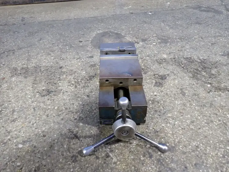 Used KURT _UNKNOWN_ Tooling & Accessories (Other) Ohio US | HGR 24 #862696