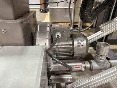 USED MFT 550 IP³ FEEDER AND LABELING SYSTEM