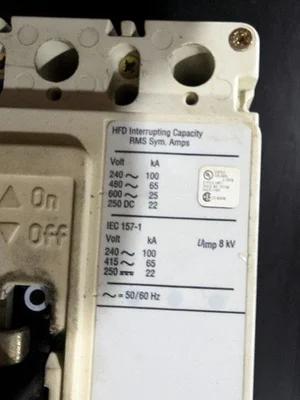 EATON CUTLER-HAMMER HFD3040 INDUSTRIAL BREAKER  40A0420040427184813