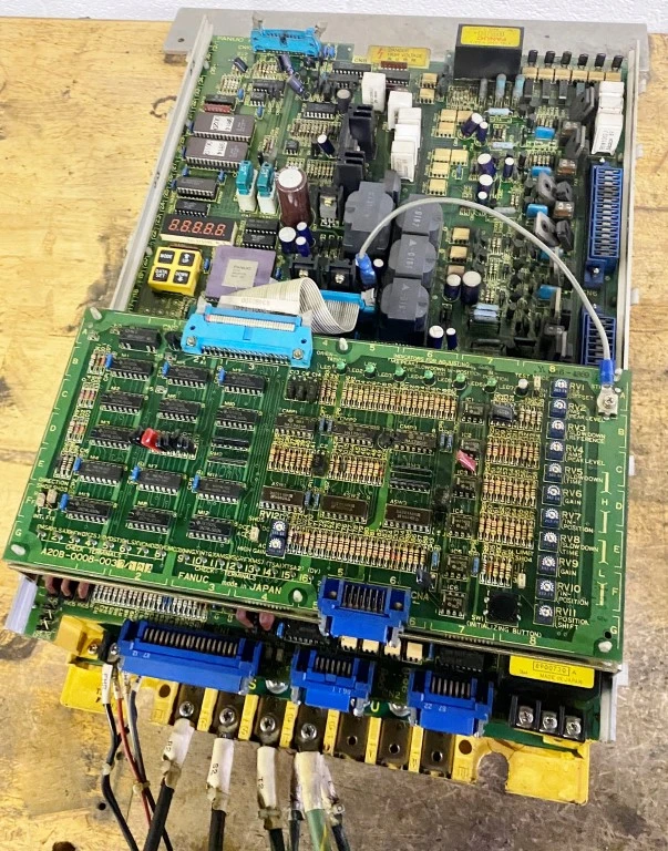 FANUC A06B-6059-H212 AC SPINDLE SERVO