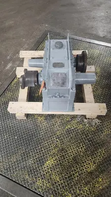 FALK ENCLOSED GEAR DRIVE SPEED REDUCER 3.44 RATIO 2050Y1-LD
