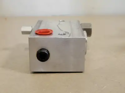 USED FLUID CONTROLS, INC 1A12-F4-40S
