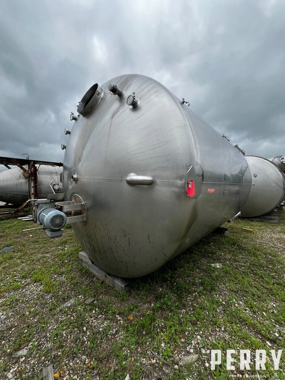 STAINLESS STEEL MIX TANK 7,000 GALLON Stainless Steel Tanks | Perry Equipment