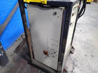 USED 2001 YASKAWA ELECTRIC CORPORATION YASNACXRCUP20