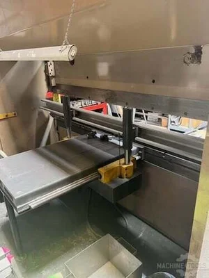 Used 1998 CINCINNATI 90CBIIX8 Press Brakes Florida US | Southern Fabricating Machinery Sales, Inc. #1364635