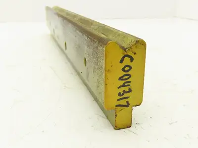 Press Brake Die 15-7/8" Long 90° V 9/16" W 1/4" D 1-3/4" H 1/2" Tang