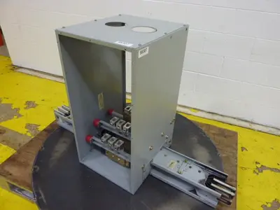 USED CUTLER HAMMER HDT63508-A02