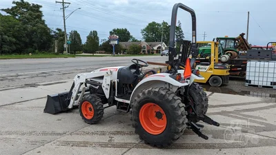 USED 2010 BOBCAT CT230