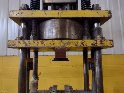 12 TON PNEU POWR PNEUMATIC AIR CUT OFF PRESS: STOCK #15083