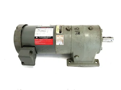USED US MOTORS P63CDC-2824 MOTOR 1-1/2HP 230/460V 1730RPM EI88 RATIO 31.39