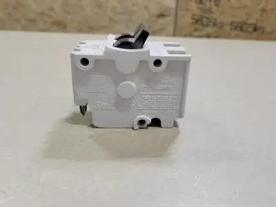 Used FEDERAL PIONEER NA220 Switchgears British Columbia CA | Lenmark #238476