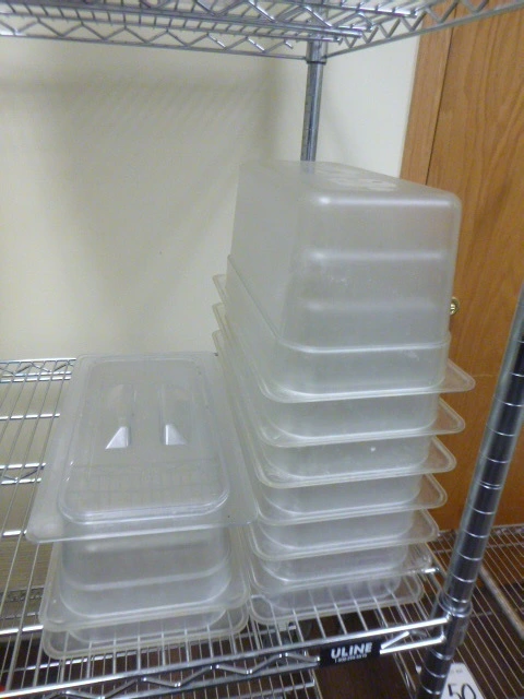 Third Size Salad Bar Containers