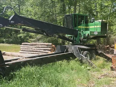Used JOHN DEERE 437D Log Loader Nebraska US | Trustworthy Equipment #1403452