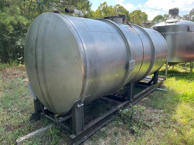 USED Stainless 2000 Gallon