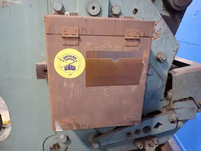 Used THE HILL ACME COMPANY NO 4 Ironworkers Ohio US | HGR 24 #869619