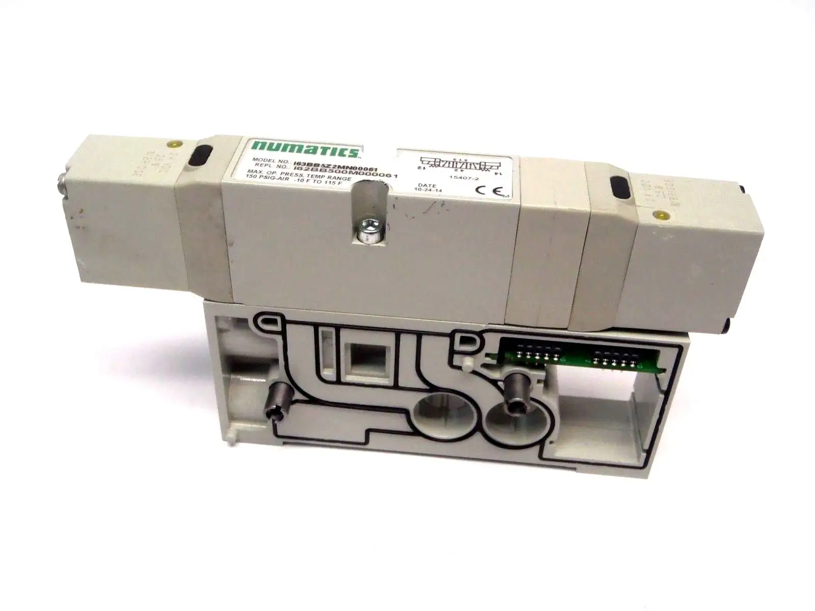 USED NUMATICS PNEUMATIC DOUBLE SOLENOID VALVE